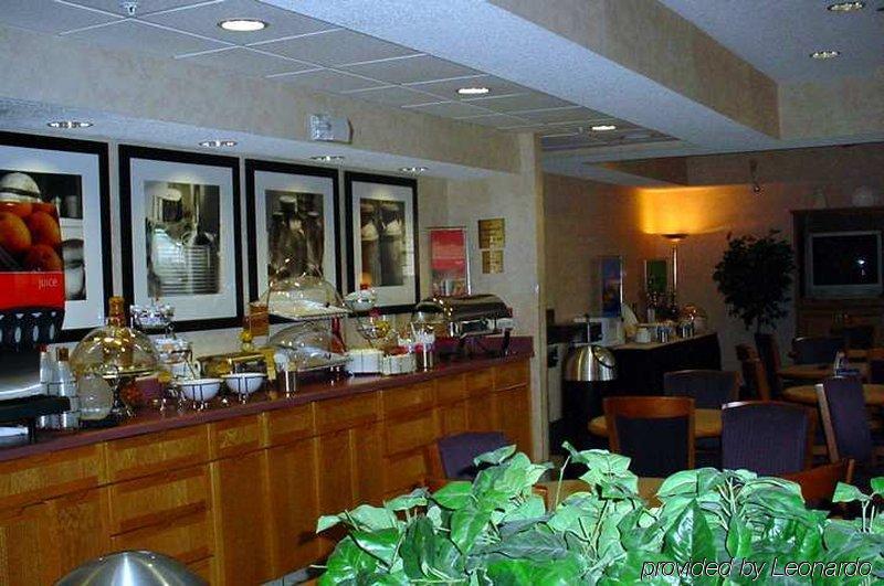 Hampton Inn Youngstown/Boardman Poland Ristorante foto