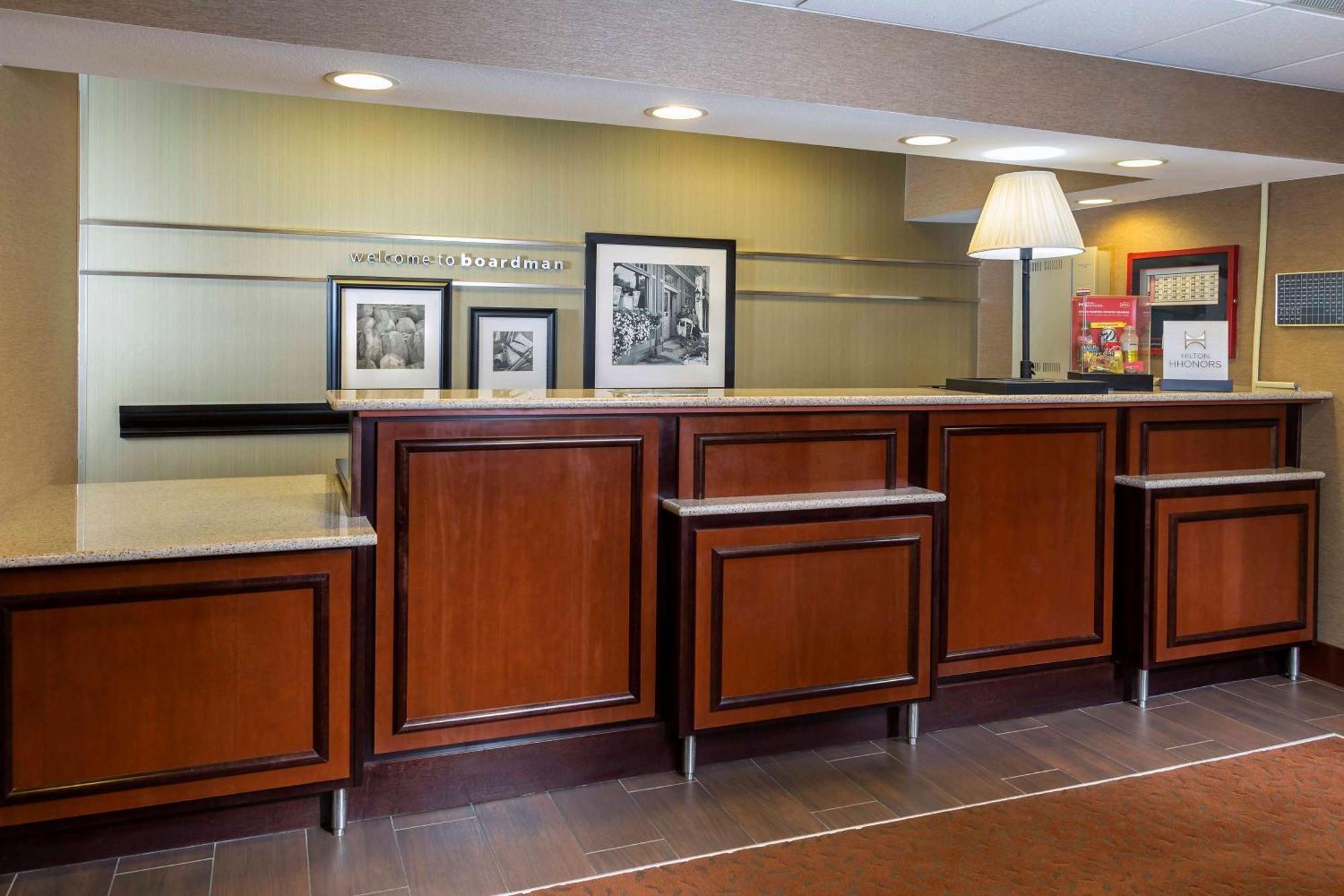 Hampton Inn Youngstown/Boardman Poland Esterno foto